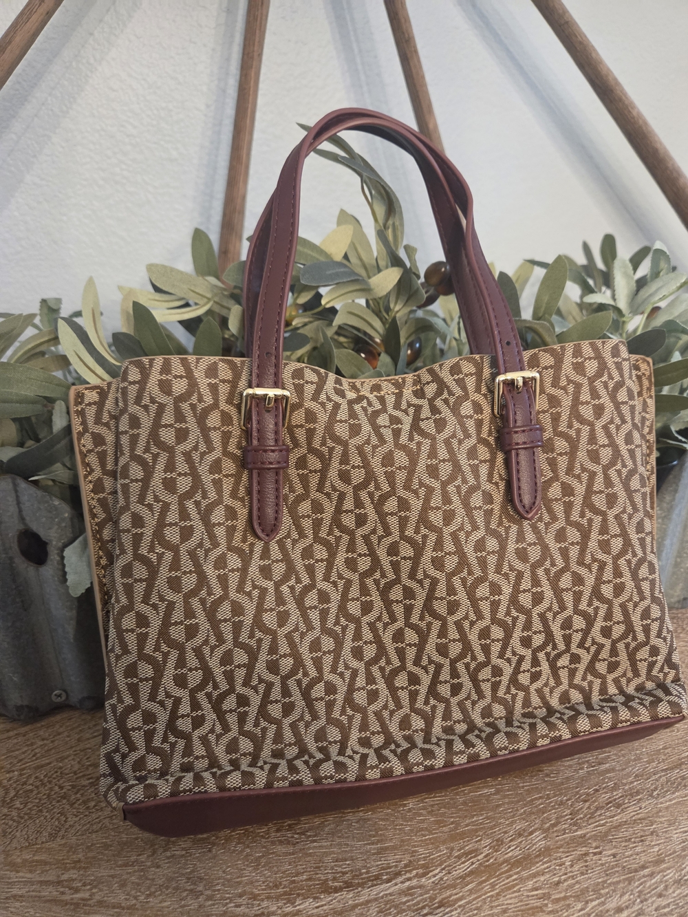 Aigner Brown Monogram Tote Bag with Burgundy Trim - Picture 3 of 7